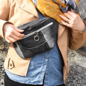 grande banane florale noire