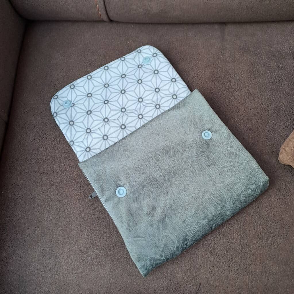 etui à brosse à dents gris etui à brosse à dents gris