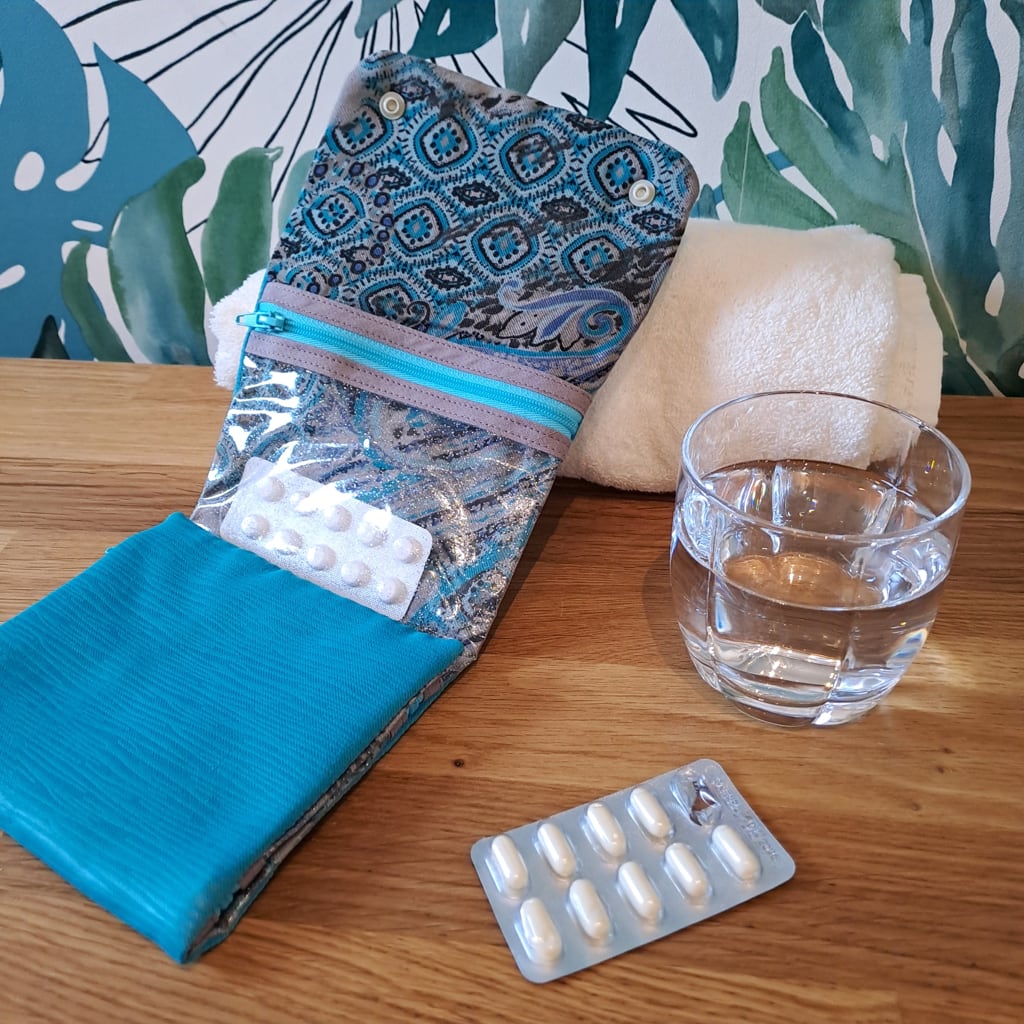 la pochette multi poches joséphine version turquoise la pochette multi poches joséphine version turquoise